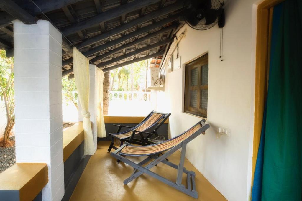 Craft Hostels Anjuna Bagian luar foto